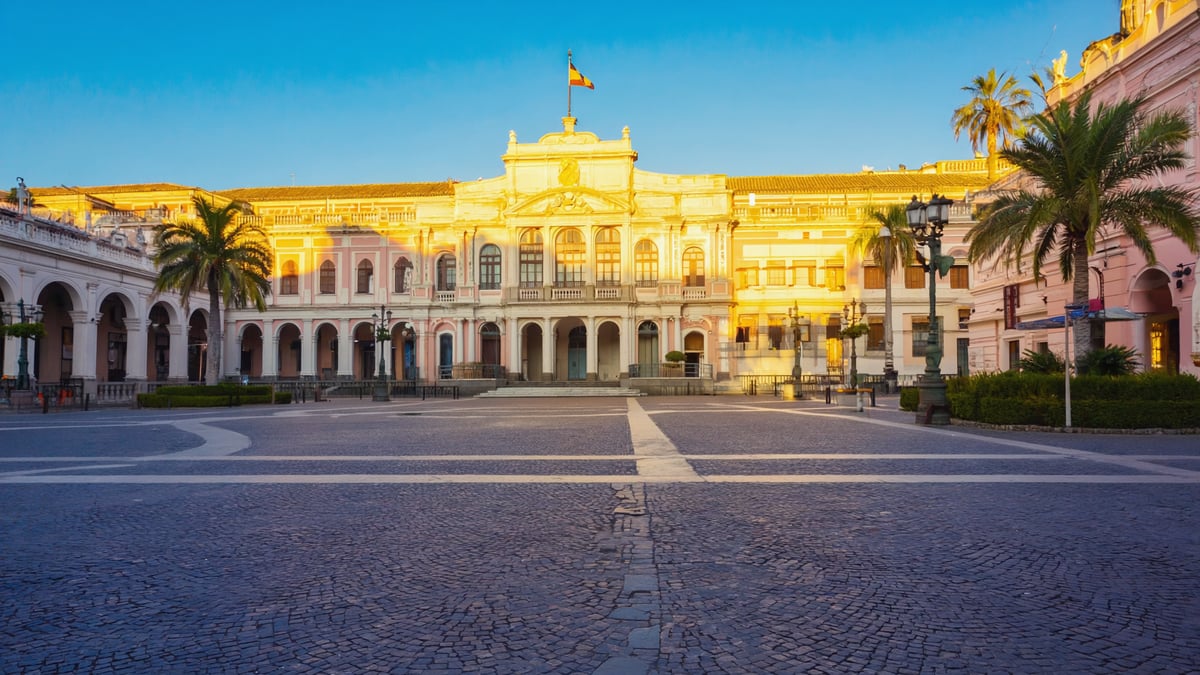 Buenos Aires Holiday historic old town and local architecture