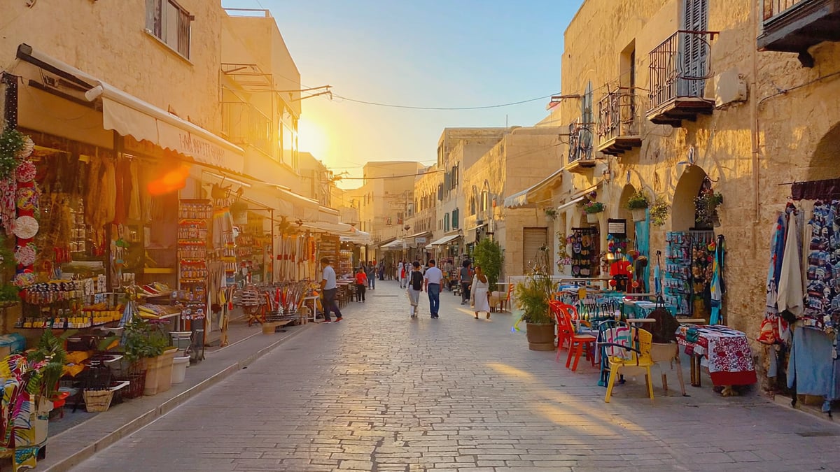 Corfu Holiday street life at dusk