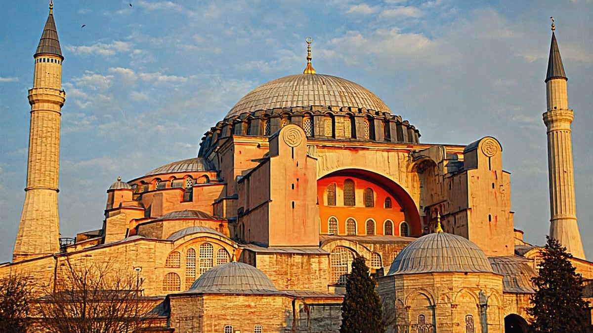 Famous cultural landmark in Istanbul Holiday