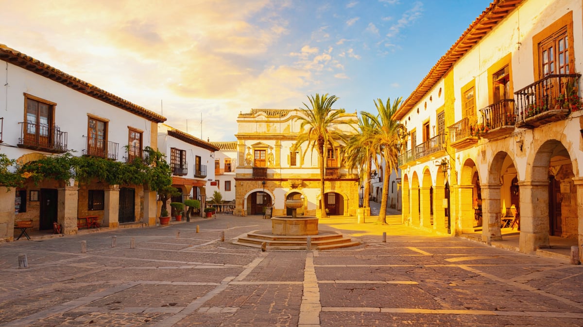 Madeira Holiday historic old town and local architecture