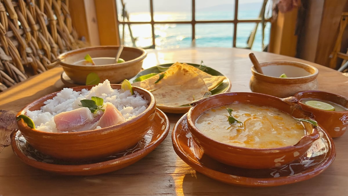 Traditional Maldives cuisine and local dining