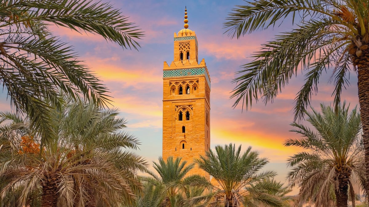 Koutoubia Mosque minaret and palm trees