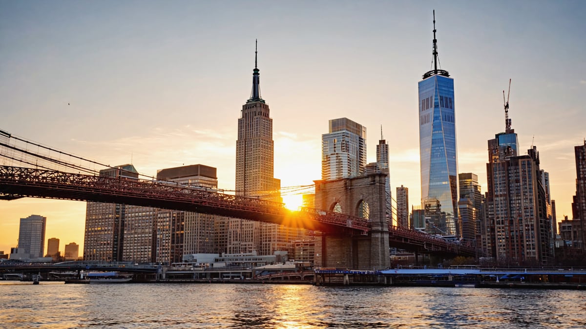New York Holiday Guide: Manhattan, Broadway & Iconic NYC Landmarks