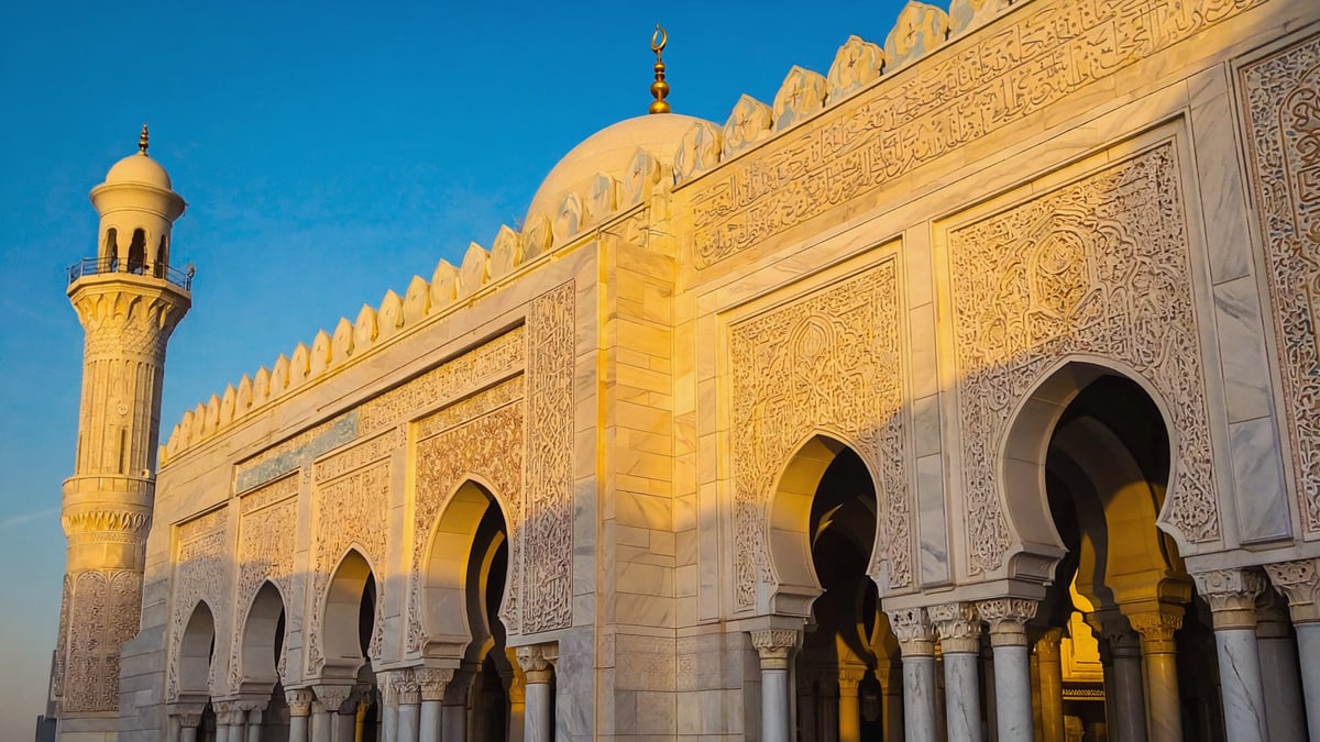 Famous cultural landmark in Oman Holiday