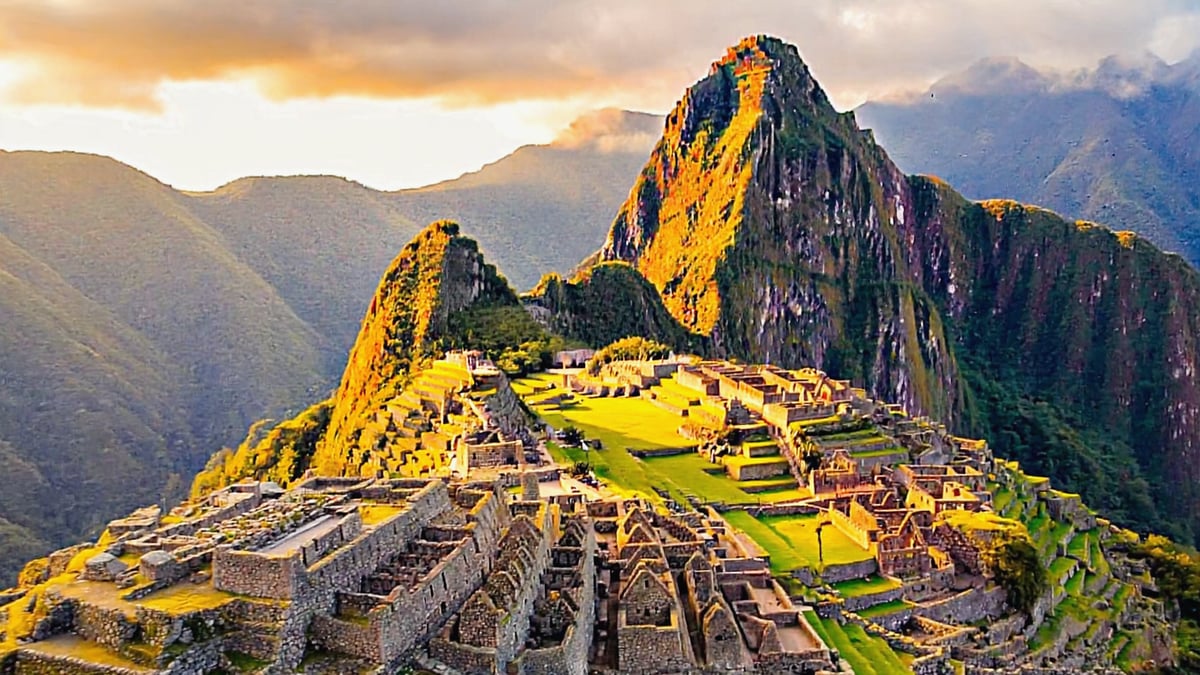 Peru Holiday Guide: Machu Picchu, Sacred Valley & Cusco Exploration