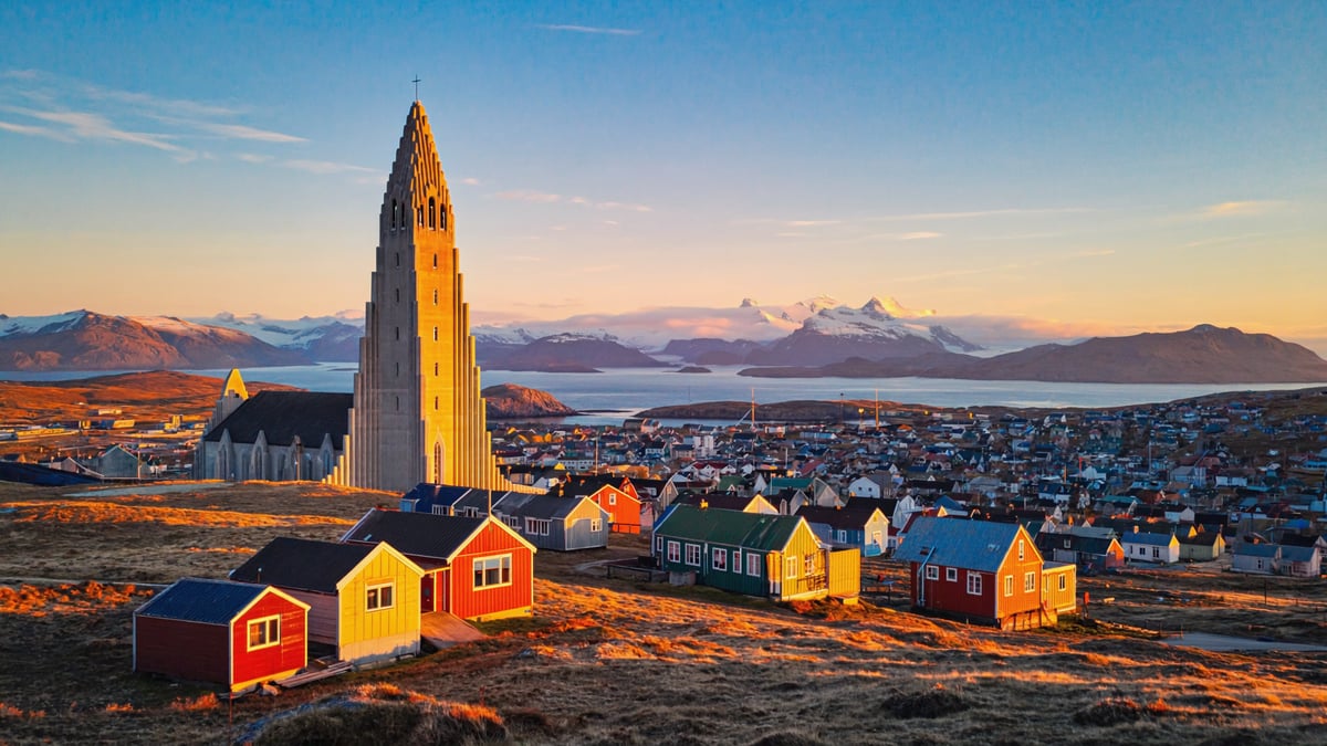 Reykjavik City Break Guide: Hot Springs, Whale Watching & Northern Lights for UK Visitors