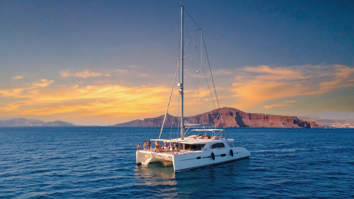Santorini sunset boat tour in caldera