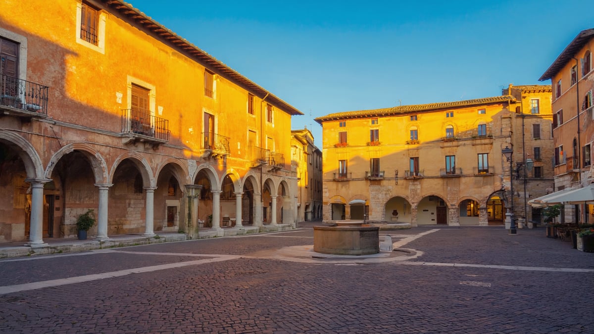 Tuscany Holiday historic old town and local architecture